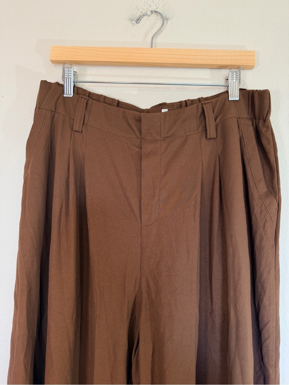 Halara High Waisted Wide Leg Pants Brown XL Regular Pleated Stretch - Picture 4 of 10